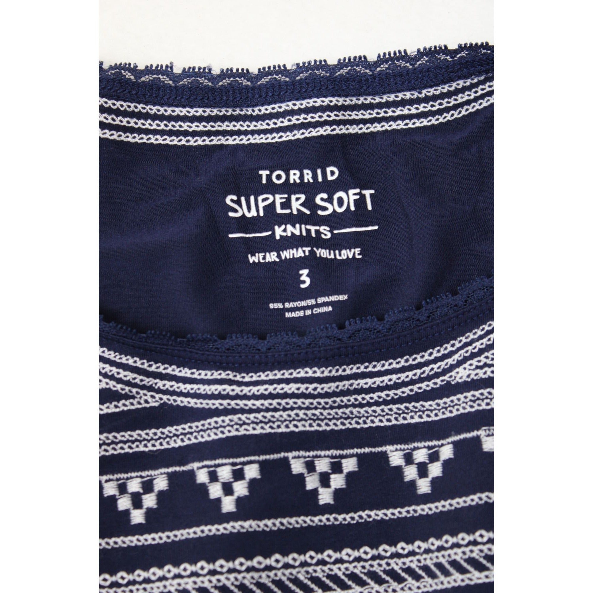 Torrid Super Soft Navy Embroidered Knit Top Size 3