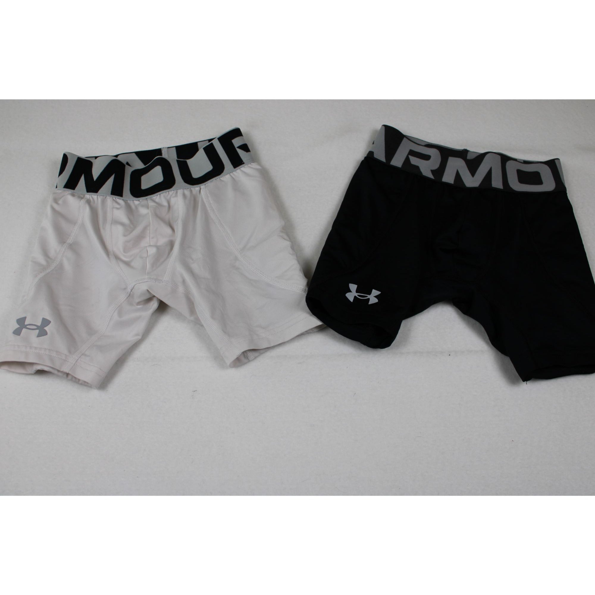 Under Armour Youth Compression Shorts Lot Of 2 Black & White Fitted YXS Boys