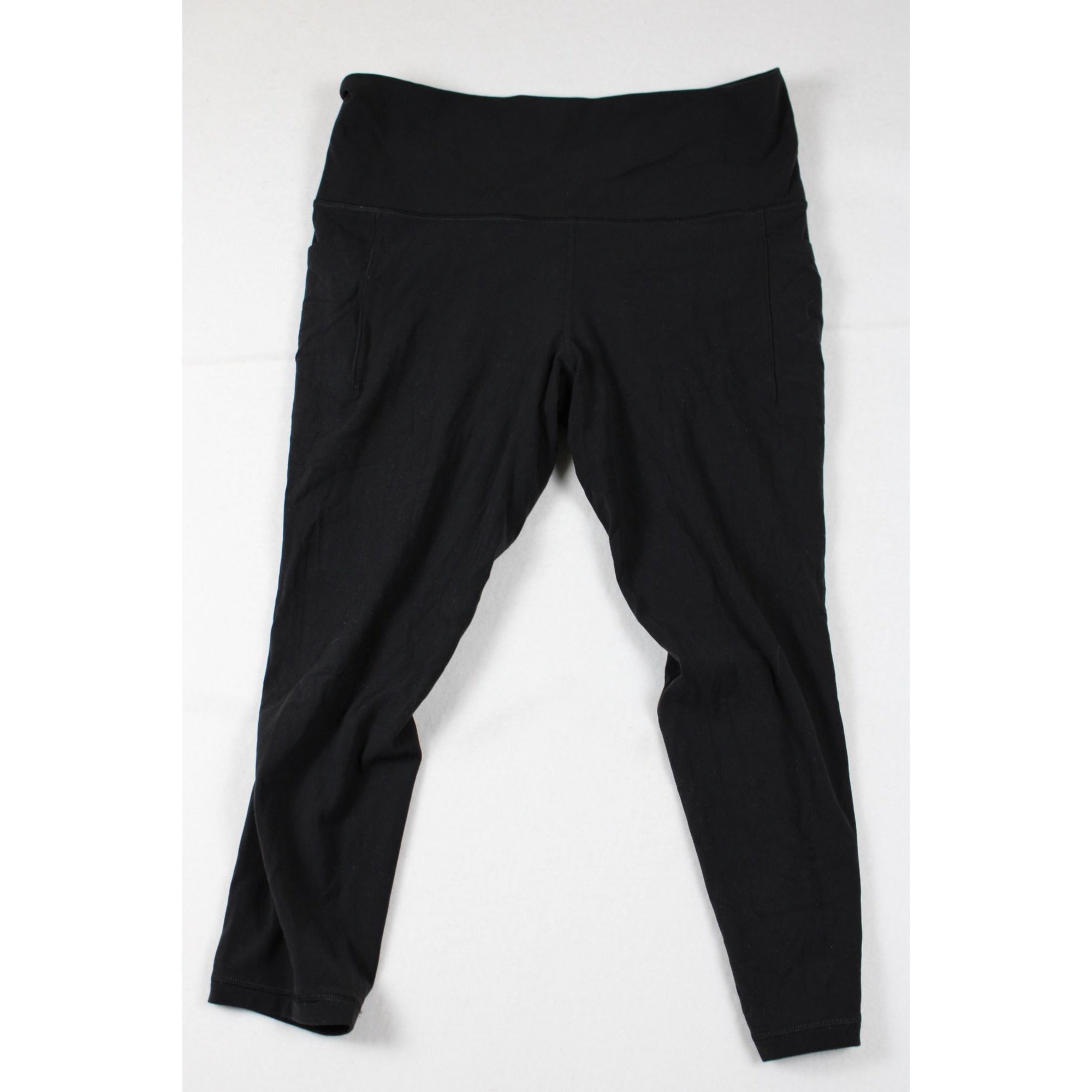 Athleta Salutation Stash Pocket 7/8 Tight Leggings Black Size L
