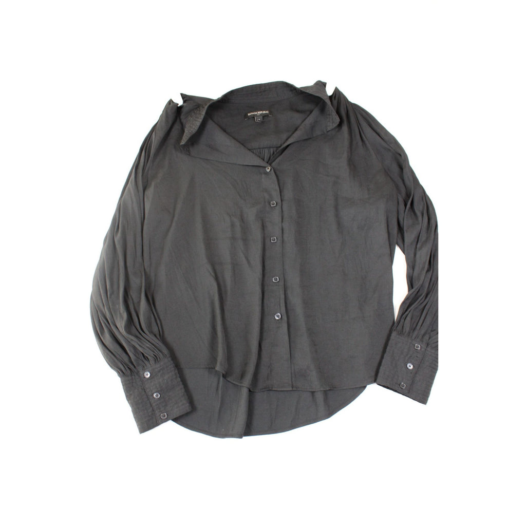 Banana Republic Womens Gray Button-Down Shirt With Pleated Sleeves Size M Soft Lightweight Fabric Casual Chic Style