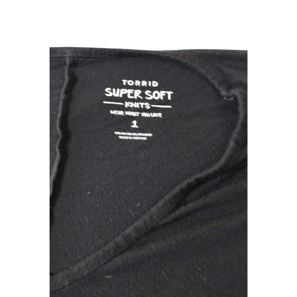 Torrid Super Soft Black Knit Short Sleeve V-Neck Womens Shirt Size 1