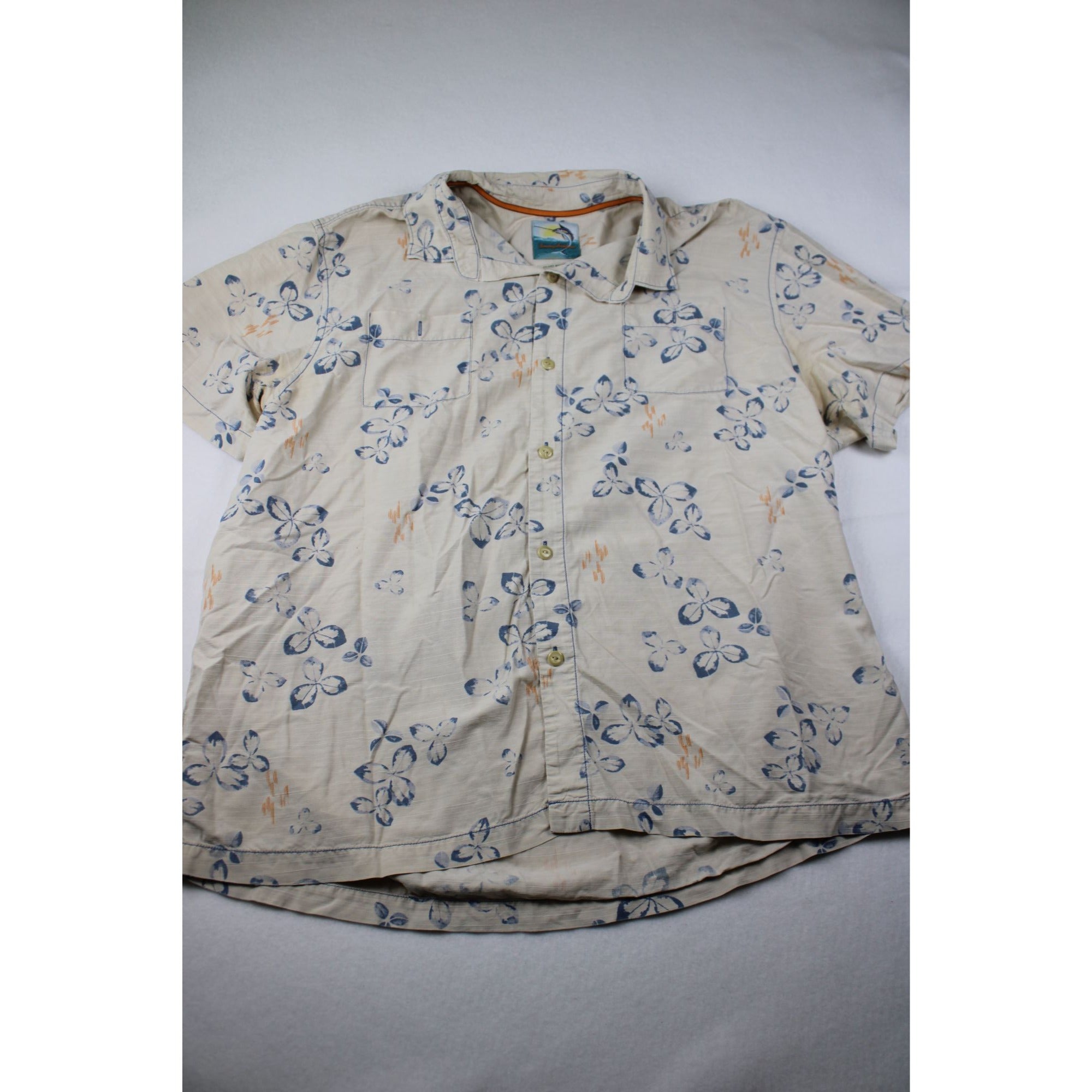 Tommy Bahama Island Modern Fit Button Up Camp Shirt White Blue Floral Resort Vacation Men’s