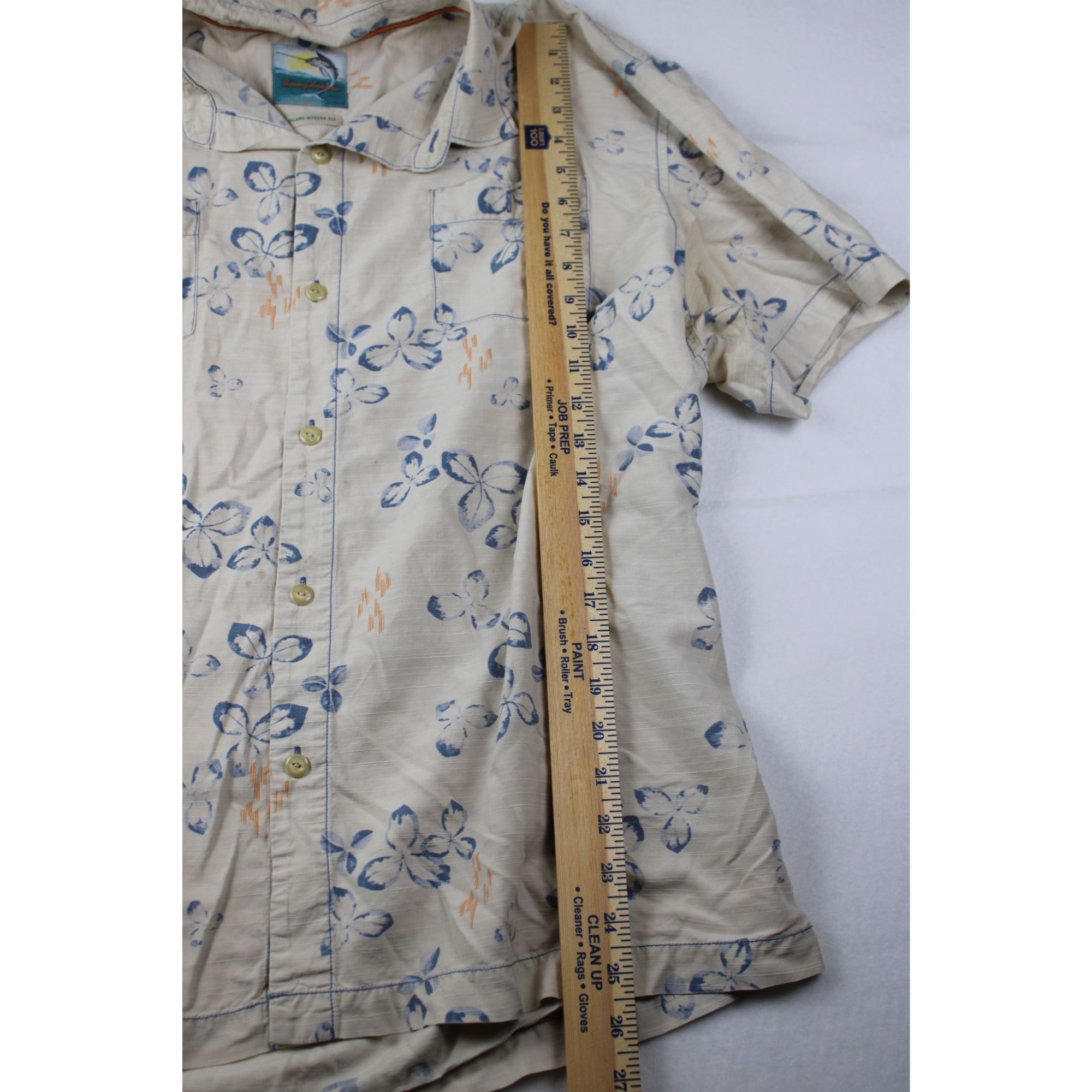 Tommy Bahama Island Modern Fit Button Up Camp Shirt White Blue Floral Resort Vacation Men’s
