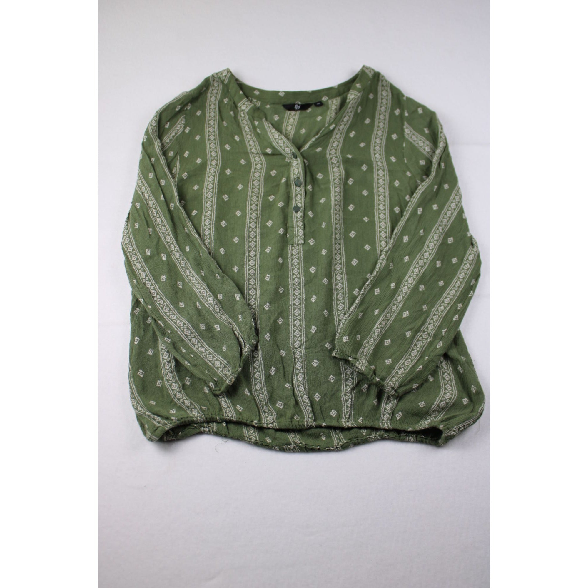 Green Boho Long Sleeve Blouse With Button-Front Detail & Geometric Print