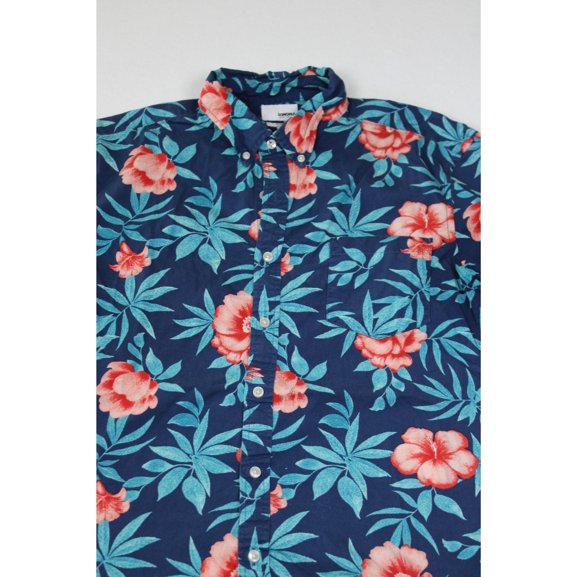 Sonoma Mens Slim Fit Hawaiian Button-Up Shirt With Red Floral Print & Blue Leaf Pattern Size L