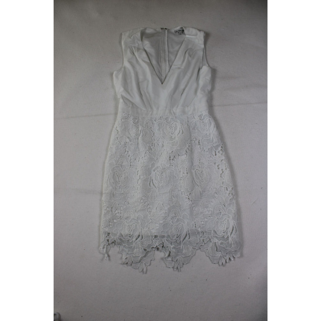 Charlotte Russe White Sleeveless Lace Mini Dress Size S With V-Neck & Back Zipper