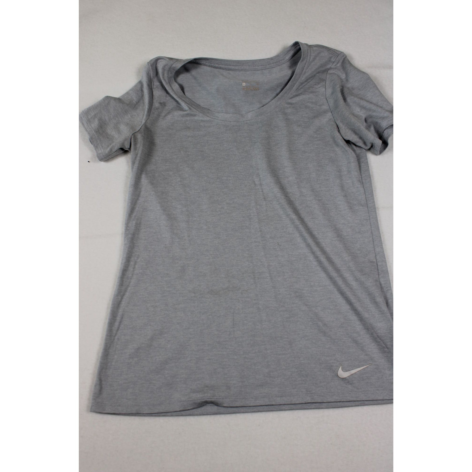 Nike Womens Dri-Fit Gray Short Sleeve T-Shirt Size S