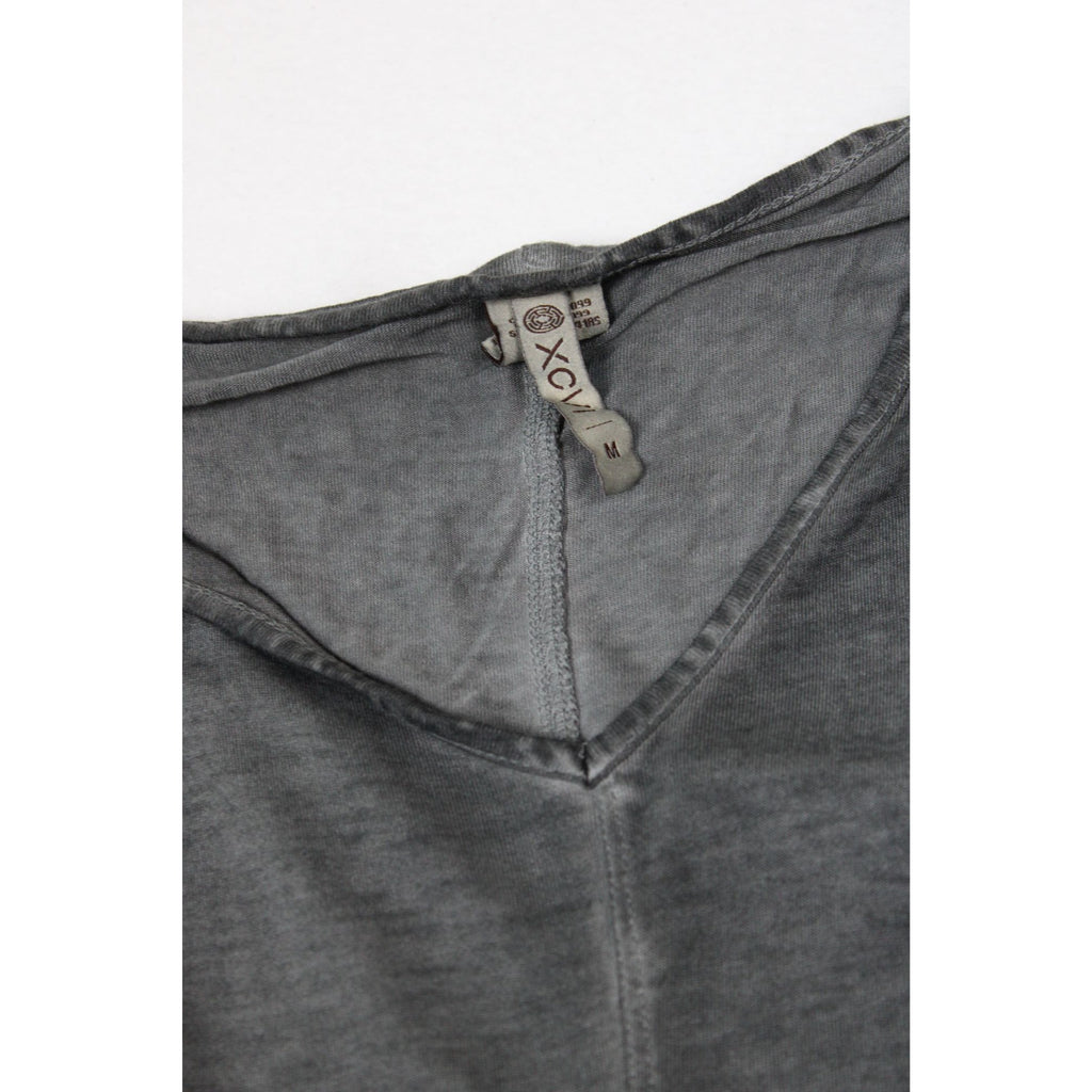 XCVI Gray Sleeveless Tunic Tank Top With V-Neckline & Asymmetric Hem