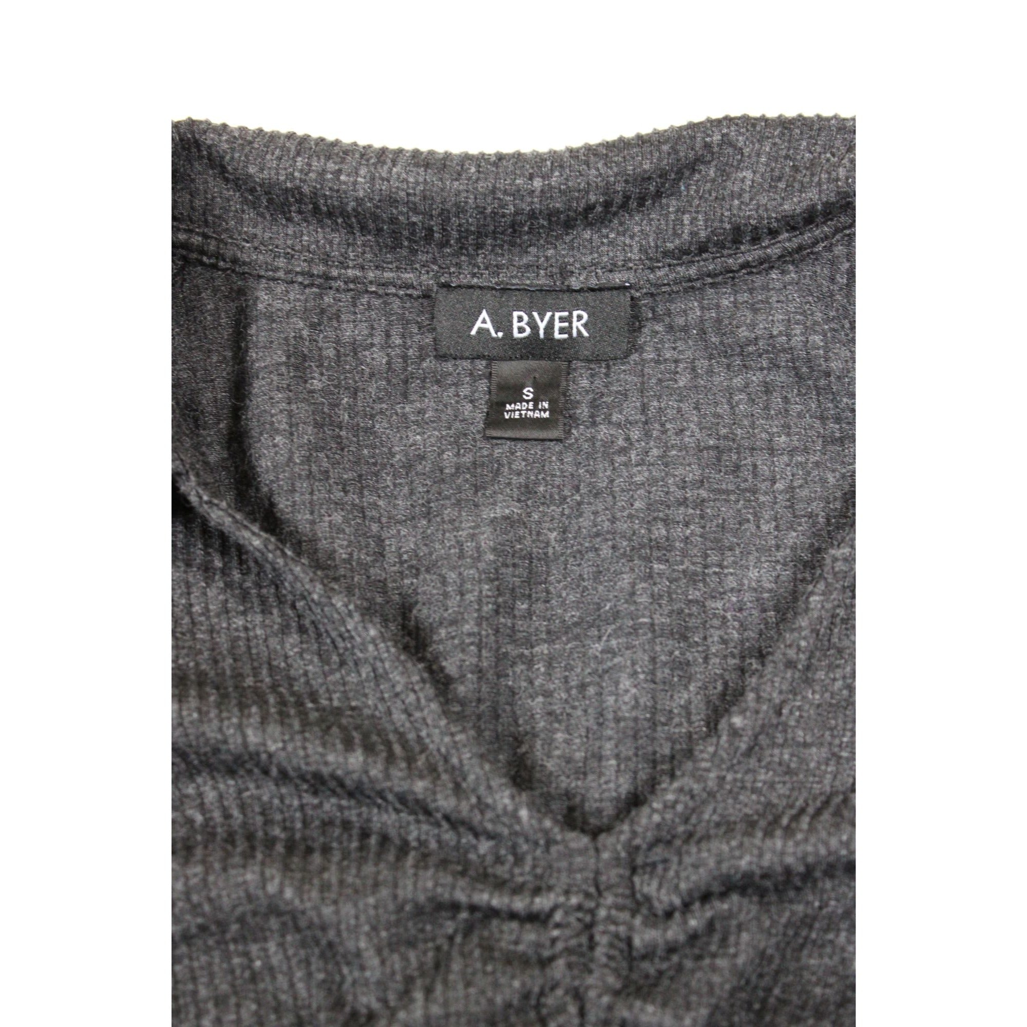 A. Byer Charcoal Gray Ruched Long Sleeve V-Neck Top Size S