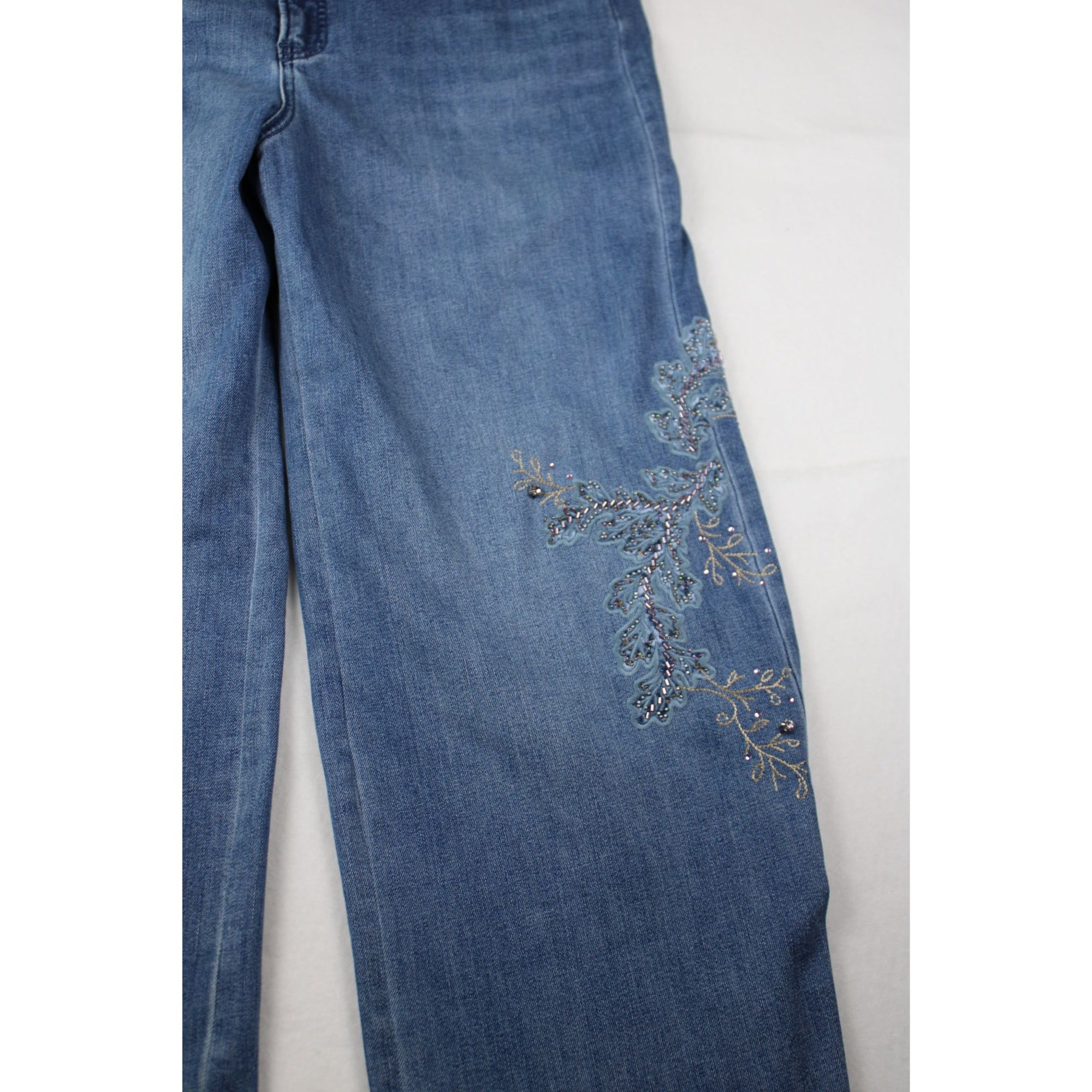 NWT Chico’s So Slimming High Rise Wide Leg Jeans Floral Embroidered Beaded Denim Size 2R US 12
